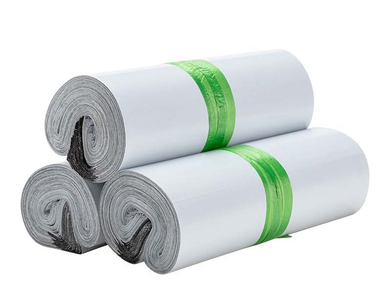 云白色快递袋-01